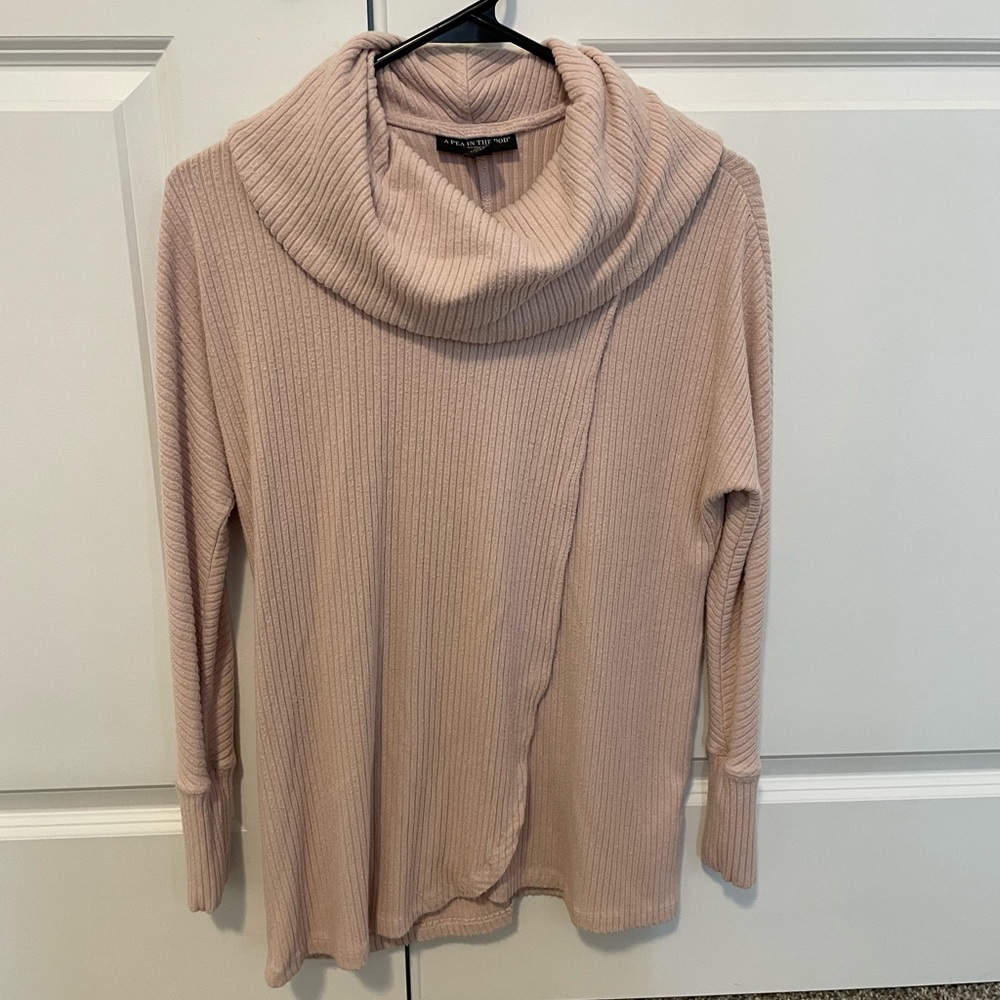 Maternity and nursing top from pea in a pod.